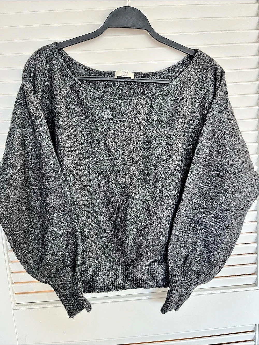 Wilfred Nola Sweater Gray Scoop Neck